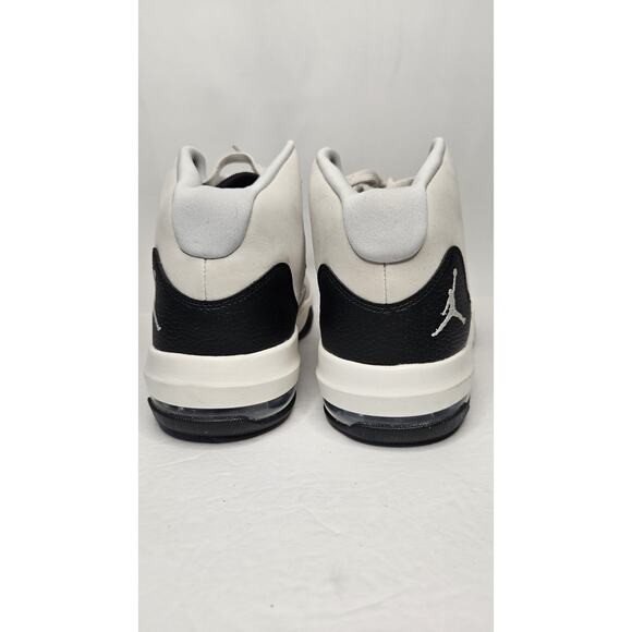 Jordan Max Aura 'Light Bone' AQ9084-004 Basketball Shoe Size 12 High Top - Picture 2 of 11